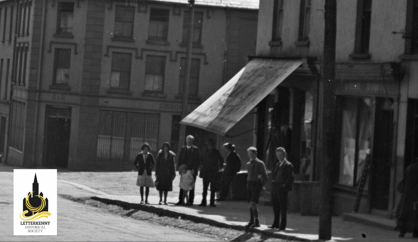 Mahoneys Shop at corner of Market Square